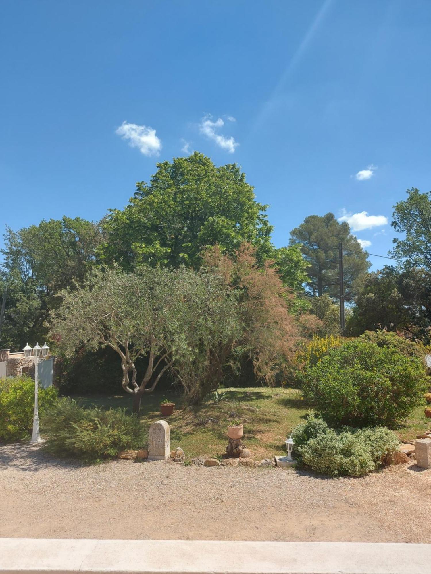 Casetta Provenzale Gareoult Exterior photo